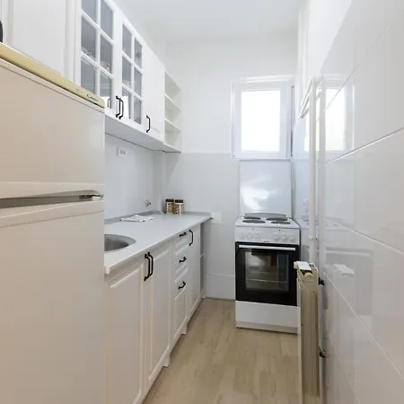 Center Admiral Apartament Belgrad