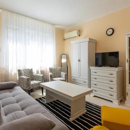 Center Admiral Apartament *