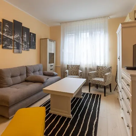 Center Admiral Apartament Belgrad