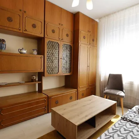 Center Admiral * بلغراد