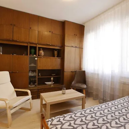 Center Admiral * بلغراد