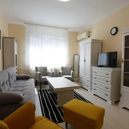 Center Admiral Apartament Belgrad
